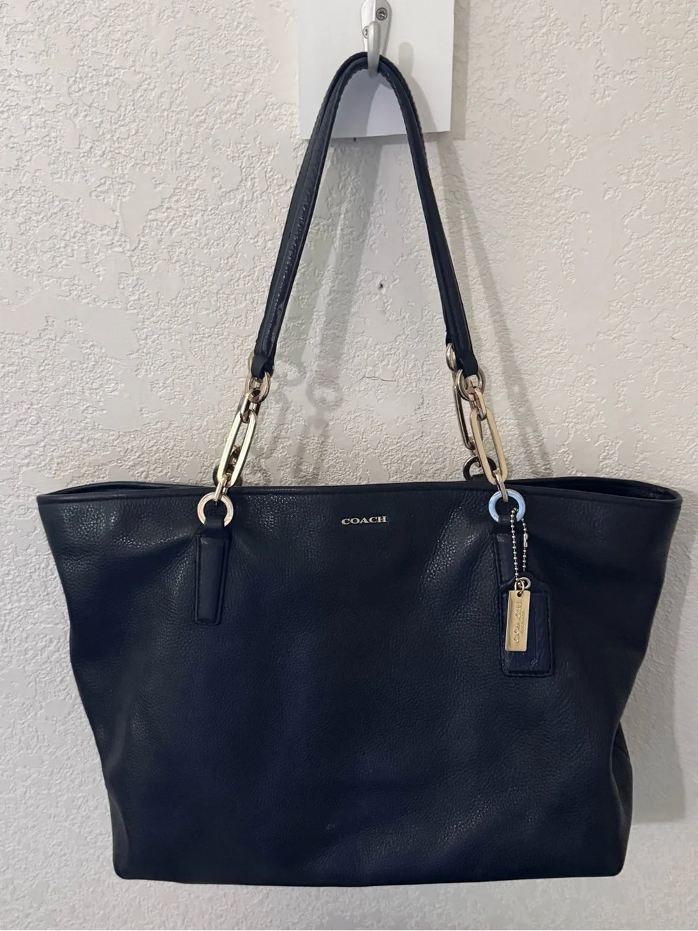 COACH vintage Black Leather Shoulder Tote,East West,gold charm & spell out tag